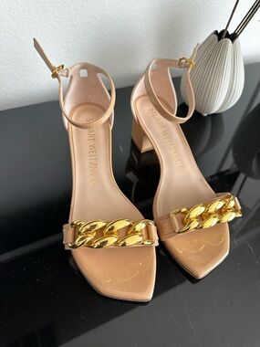 Stuart Weitzman Nude Patent Block Heel Sandals with Gold Chain